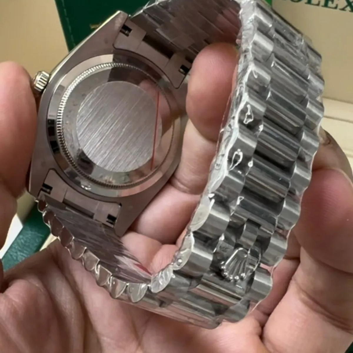 Rolex Day-Date 40 – Green Dial