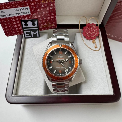 Omega Seamaster Ultra Deep – Orange / Steel