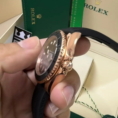 Rolex Yacht-Master 40 – Black Dial – Oysterflex
